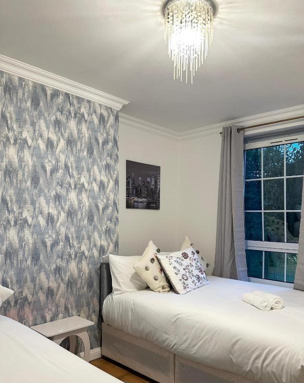 Budget Grey House Londen Buitenkant foto